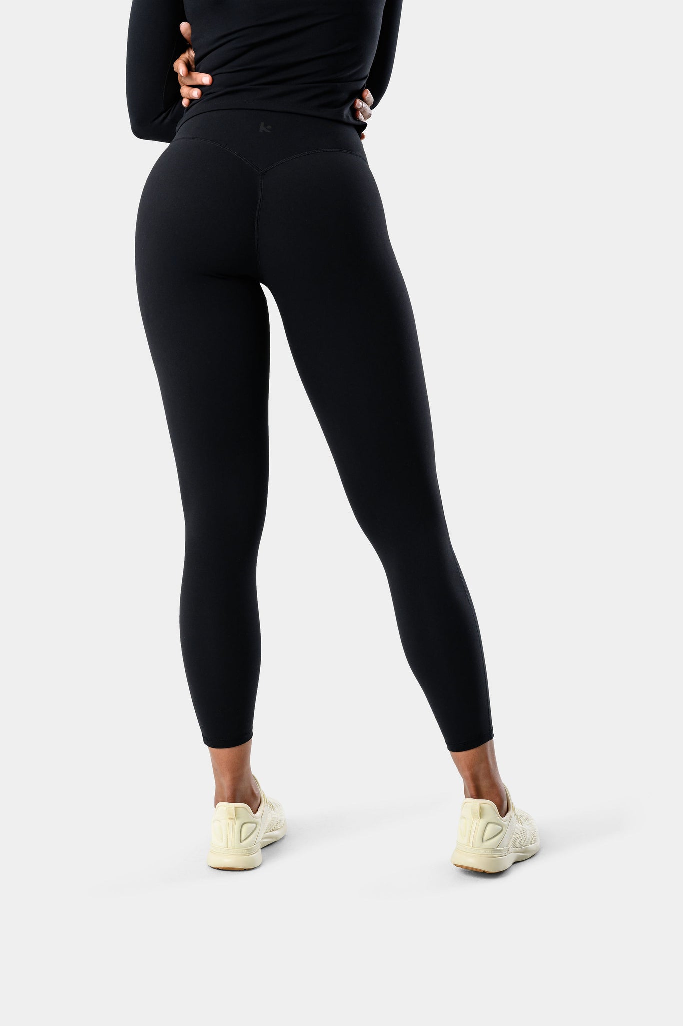 Alura V-Line Leggings - Black