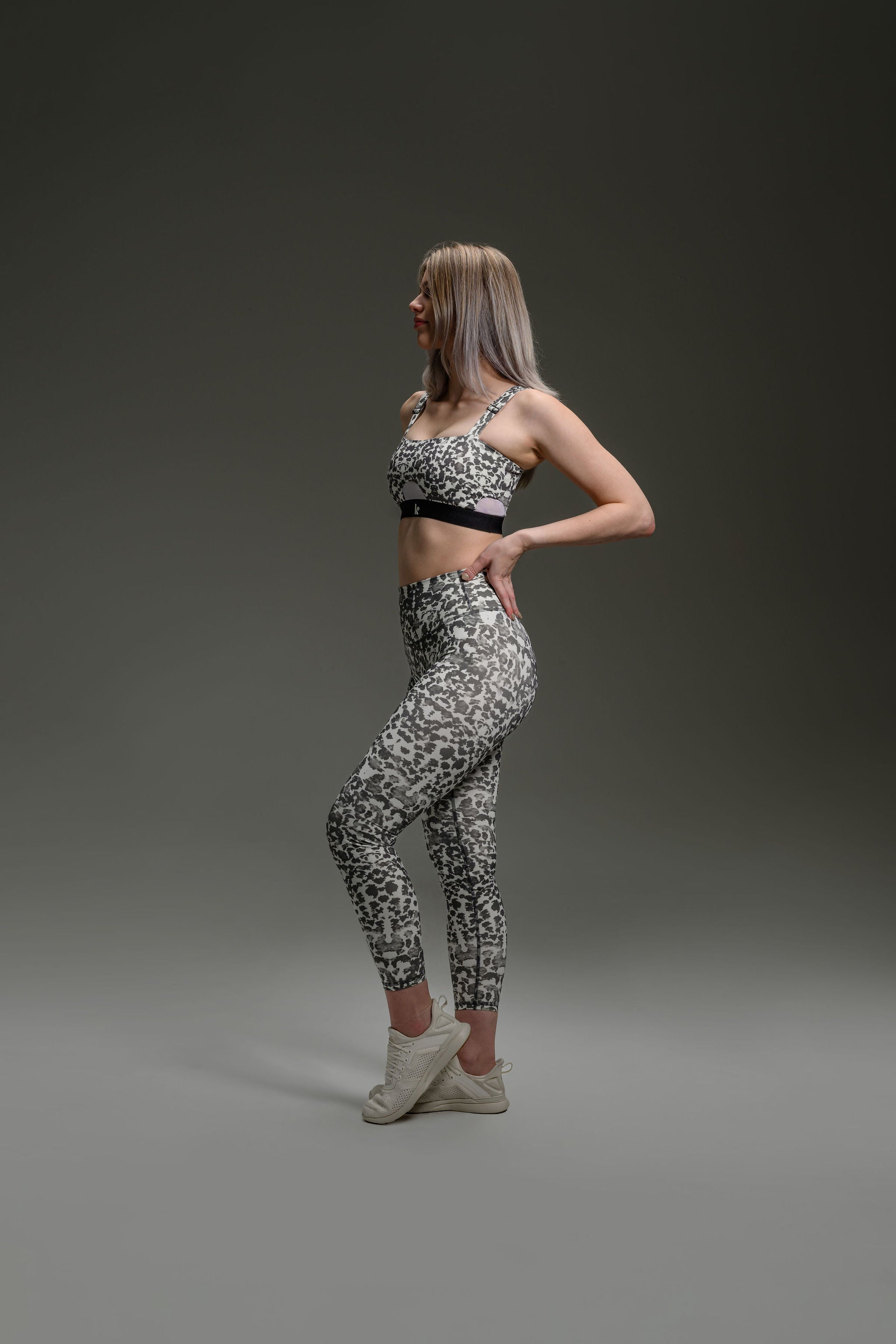 Featherlite Enhance Leggings 27